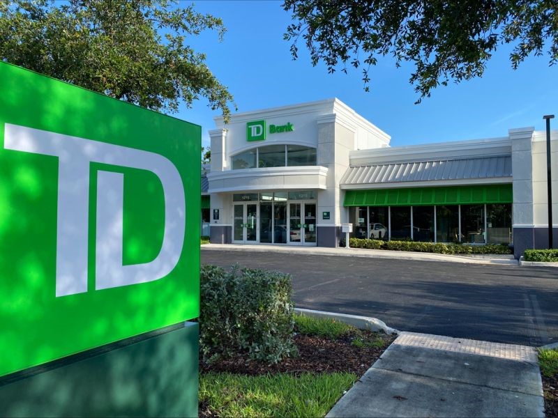 TD Bank front entrance, Monument sign